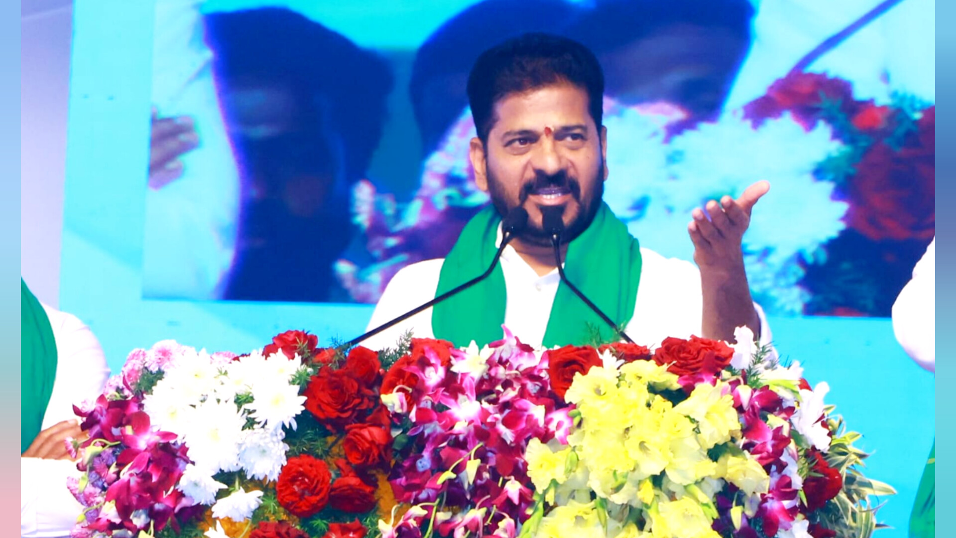 CM Revanth Reddy : జాతిపితవా నువ్వు..? - ManaSakshi