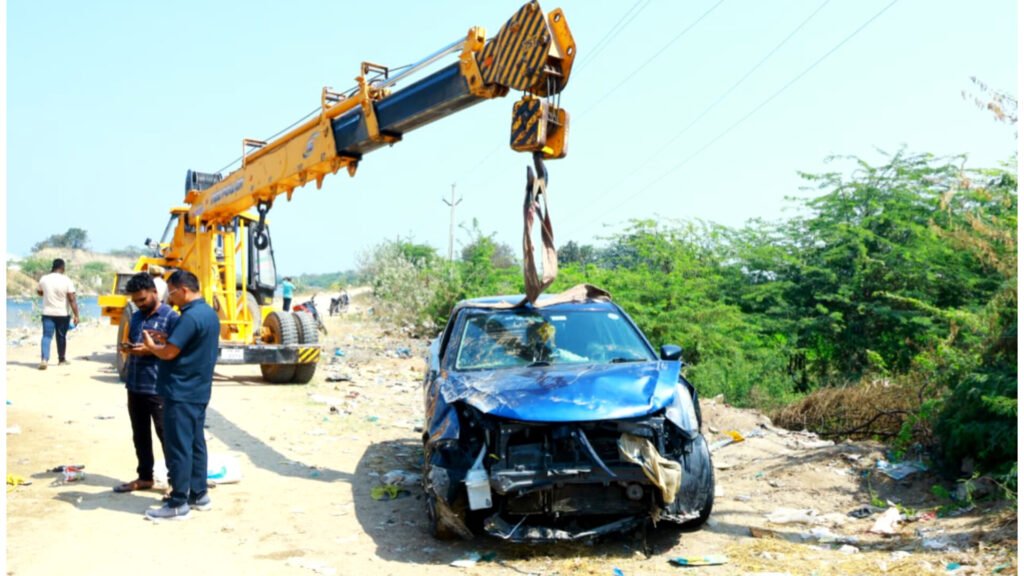 Nalgonda : నల్గొండ జిల్లాలో సాగర్ ఎడమ కాలువలో గల్లంతైన కారు బయటకు.. మృతదేహాలు..!