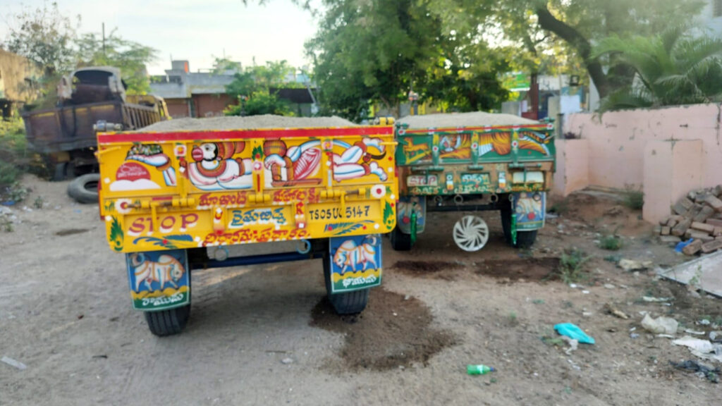 Miryalaguda : అక్రమంగా తరలిస్తున్న ఇసుక ట్రాక్టర్ల పట్టివేత.. కేసు నమోదు..! 