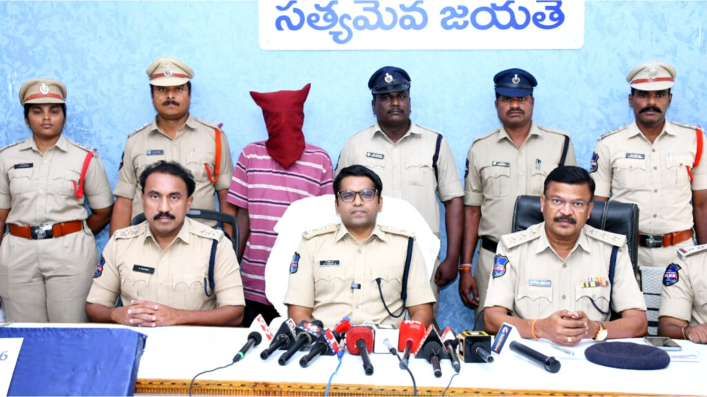 Narayanpet : ఐదేళ్ల బాలిక హత్య కేసులో కీలక మలుపు.. మీడియాకు వివరించిన జిల్లా ఎస్పీ..! 