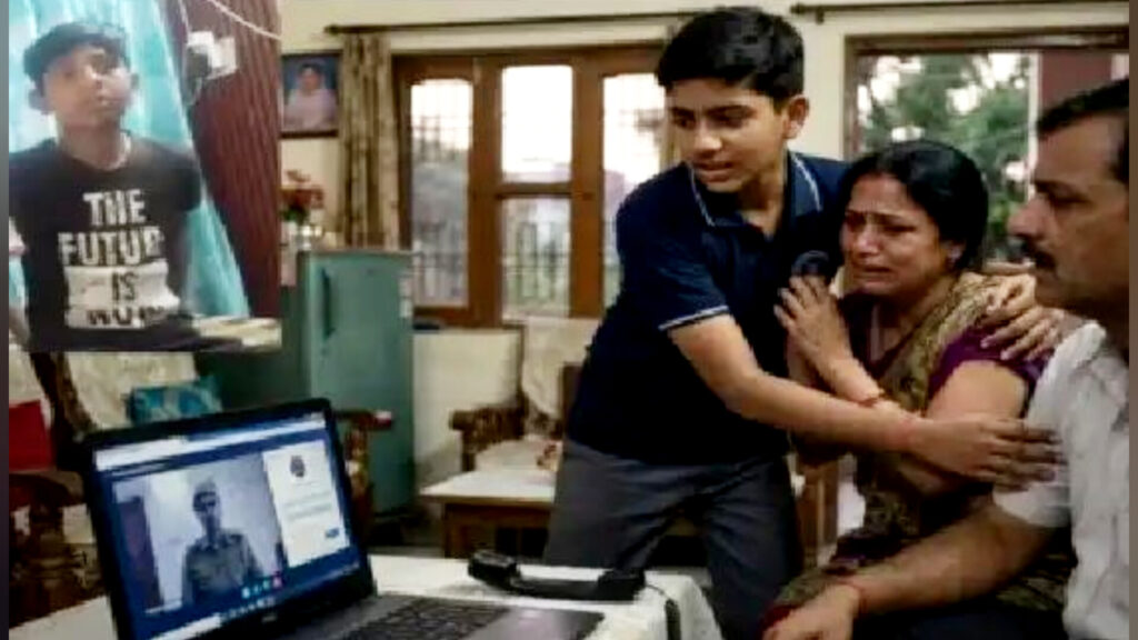 Viral News : 10 గంటల పాటు డిజిటల్ అరెస్ట్.. భయంతో తల్లిదండ్రులు, 8వ తరగతి బాలుడు మాస్టర్ ప్లాన్..!