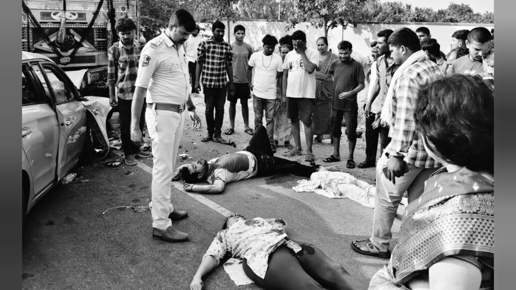 Breaking : హైదరాబాద్ – నాగార్జునసాగర్ రహదారిపై ఘోర రోడ్డు ప్రమాదం.. ఒకరు మృతి, ఇరువురికి తీవ్ర గాయాలు..!