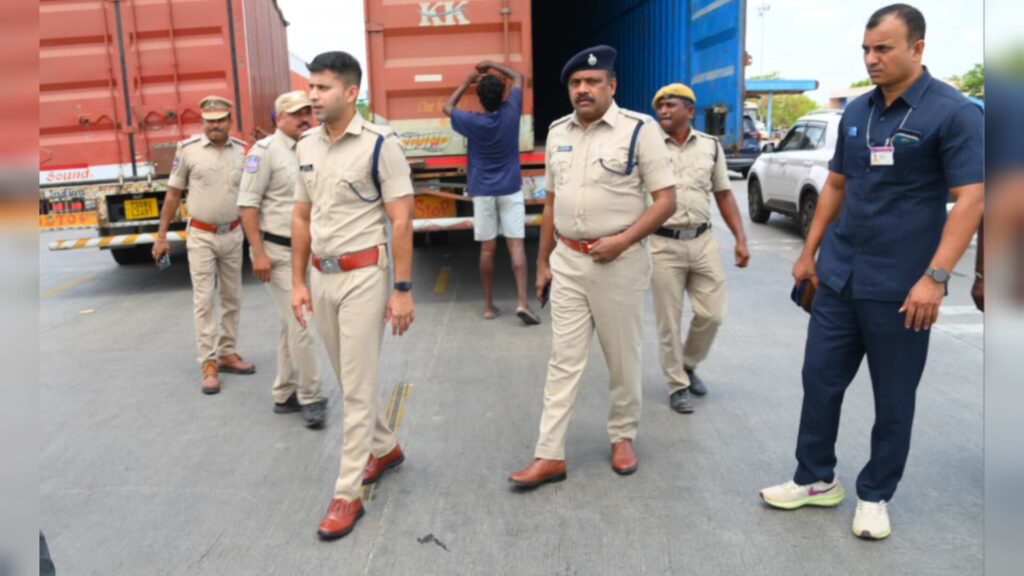 District Sp : జిల్లా ఎస్పీ కీలక ఆదేశం ఒక్క వాహనం కూడా వదలొద్దు..!