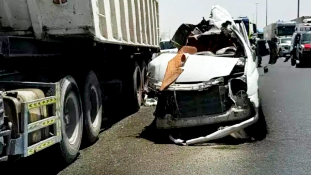 Accident In Dubai : దుబాయిలో ఘోర ప్రమాదం.. ఏడుగురు భారతీయులు మృతి..!