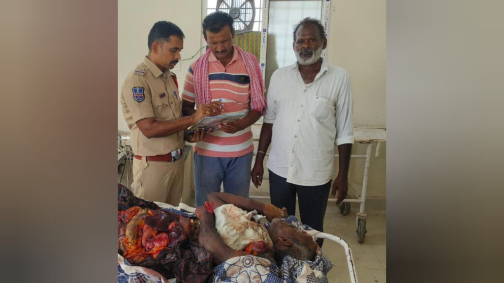 Vemulapally : డీసీఎం కంటైనర్ మీద పడి వ్యక్తి మృతి..!