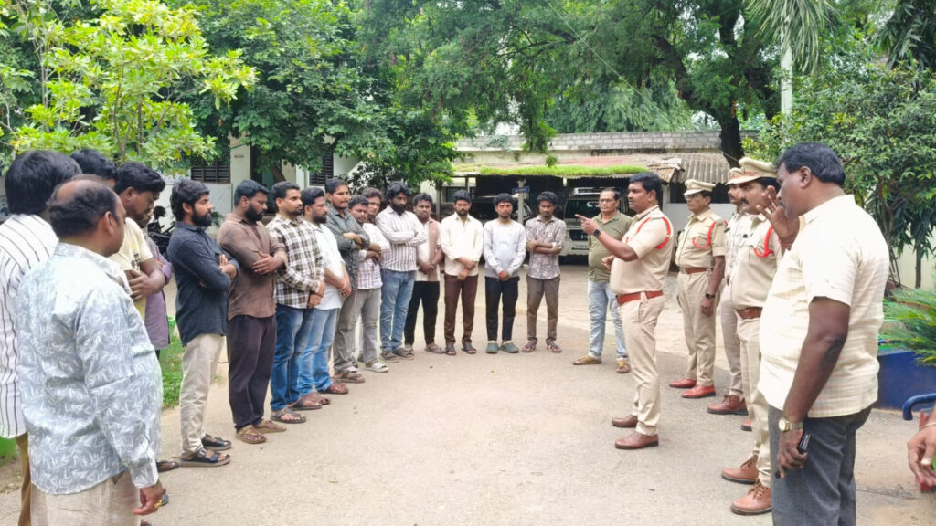 సూర్యాపేటలో 30 మంది రౌడీ షీటర్ల బైండోవర్..!